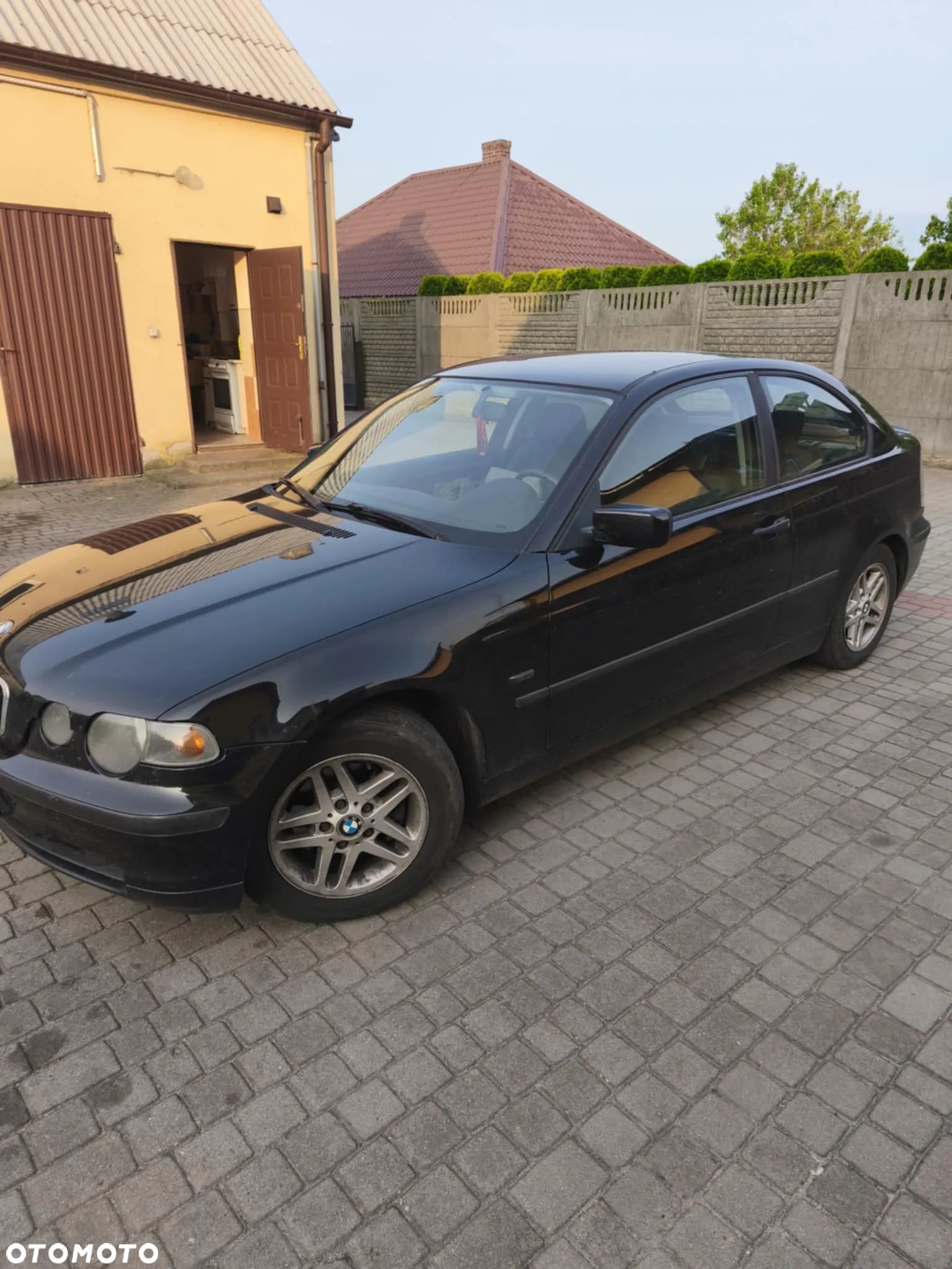 BMW Seria 3 316ti - 1