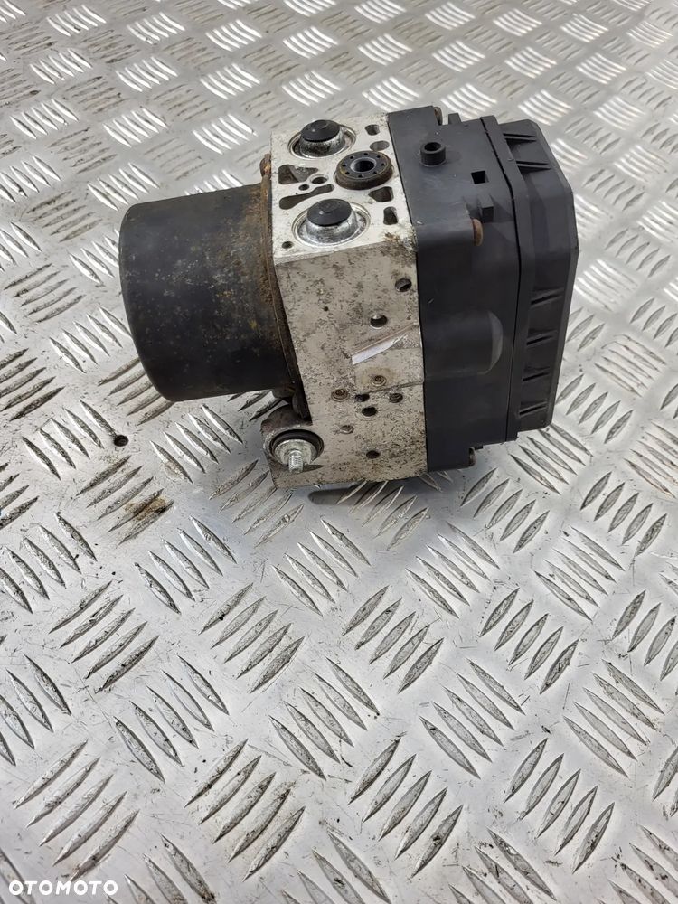 Mitsubishi L200 IV Pompa ABS - 4