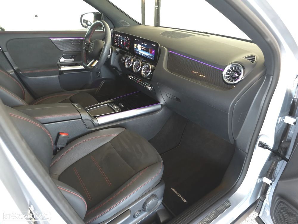 Mercedes-Benz GLA 180 d AMG Line - 20
