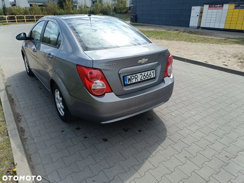 Chevrolet Aveo 1.4 16V LT EU5 - 4
