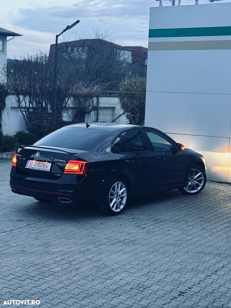 Skoda Octavia 2.0 TDI (Green tec) DSG RS - 6