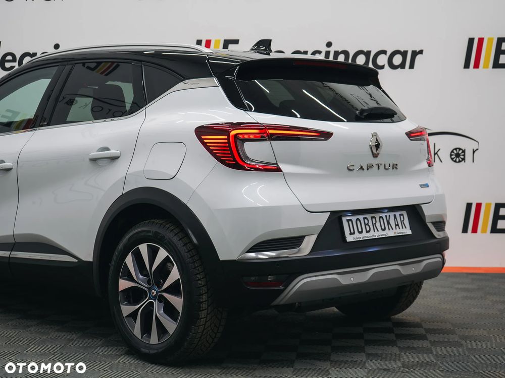 Renault Captur 1.6 E-TECH Plug-In Intens - 11