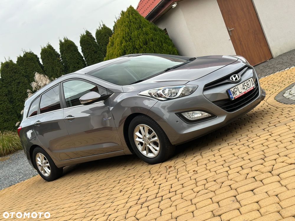 Hyundai i30 1.6 GDI Premium - 32