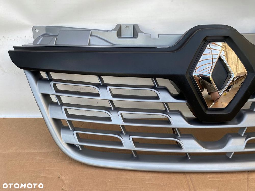 RENAULT MASTER 3 LIFT 14- atrapa grill ORYGINAŁ 623102803R - 2