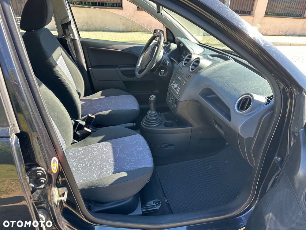 Ford Fiesta 1.3 Style - 19