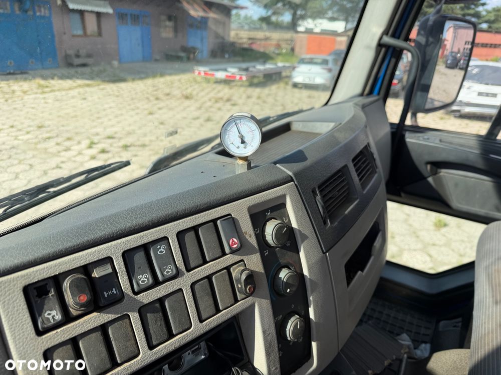 Volvo FL 240 - 19