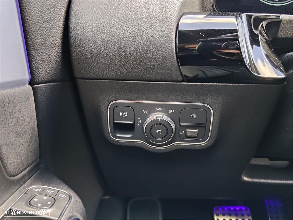 Mercedes-Benz GLA 220 d AMG Line - 15