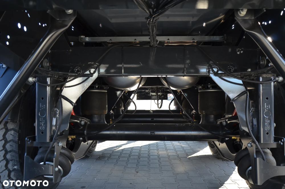 Schwarzmuller NOWA WYWROTKA 25 m3 / HARDOX / SAF / OŚ POD. / HYVA / LED / - 17