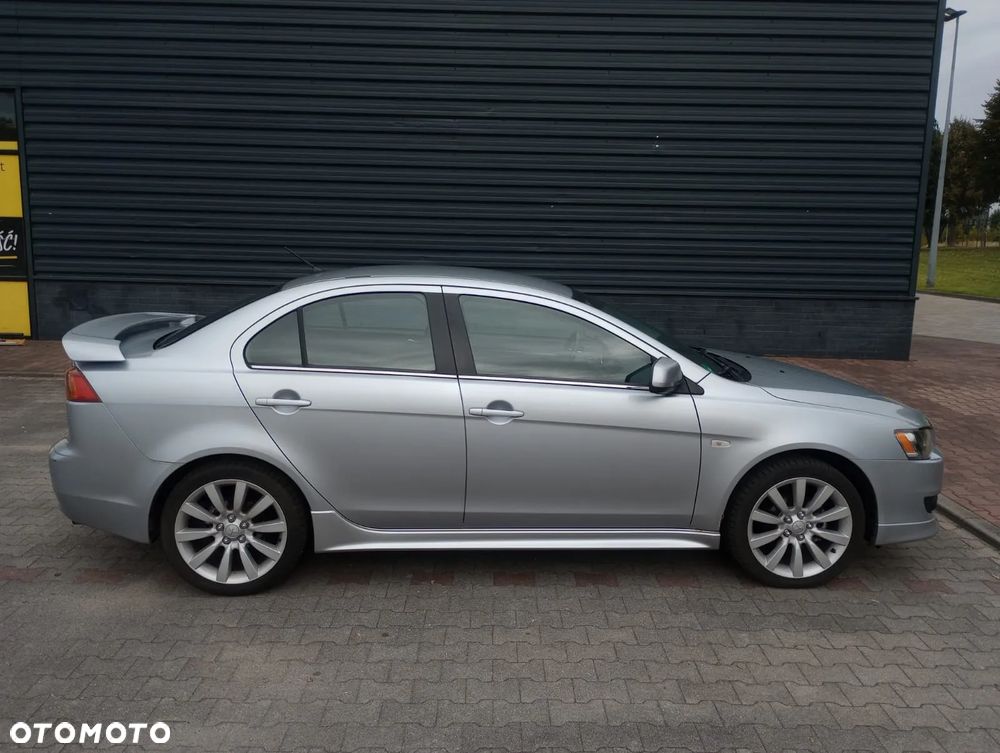 Mitsubishi Lancer 1.8 Intense - 4