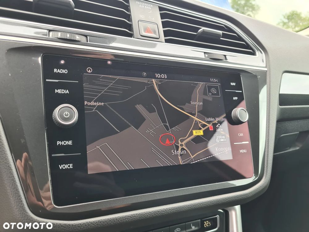 Volkswagen Tiguan - 22