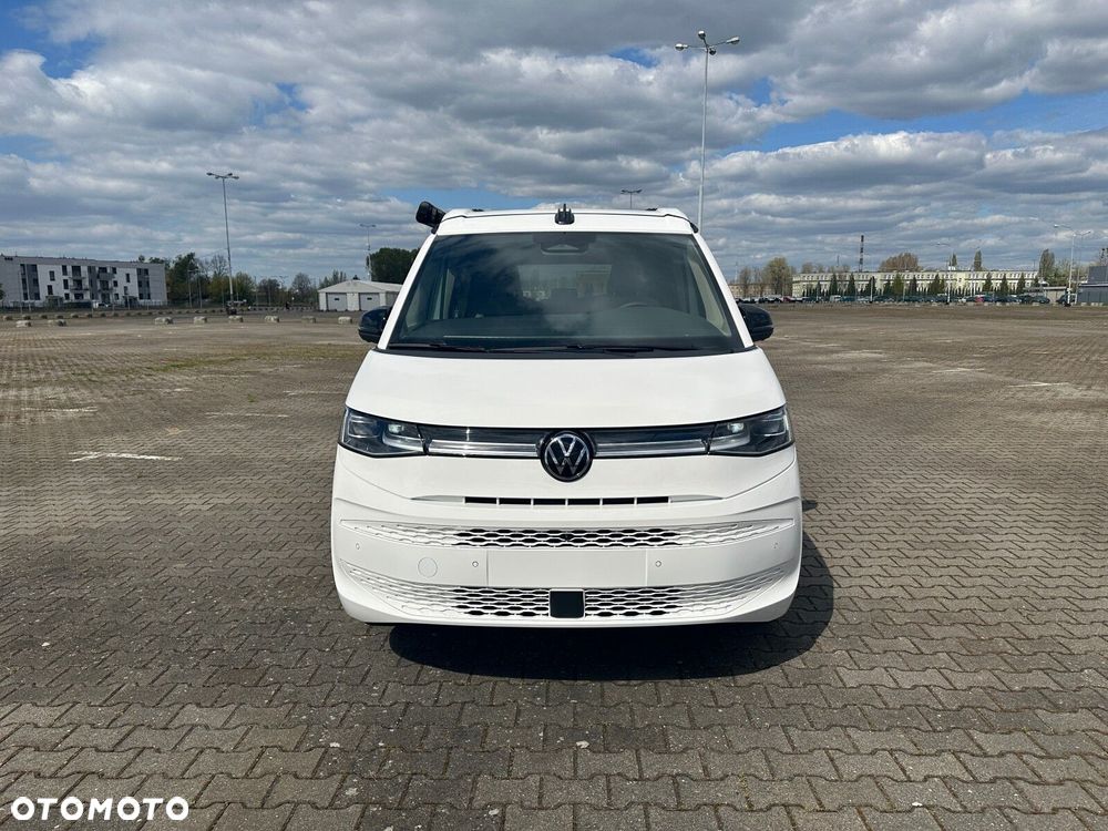 Volkswagen california Nowa California Beach silnik: 2,0 l TSI OPF 204 KM / skrzynia biegów: 7-biegowa DSG rozstaw osi: 3124 mm - 2