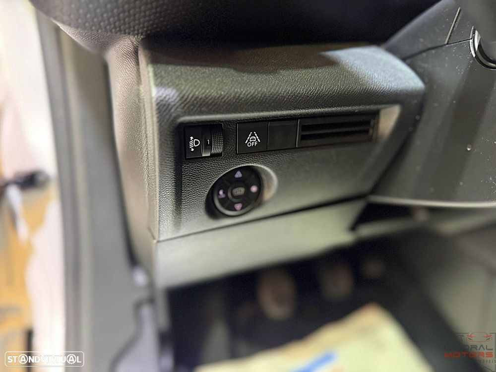 Citroën C4 1.2 PureTech Max - 19