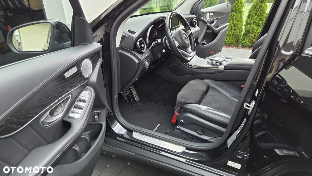 Mercedes-Benz GLC - 18