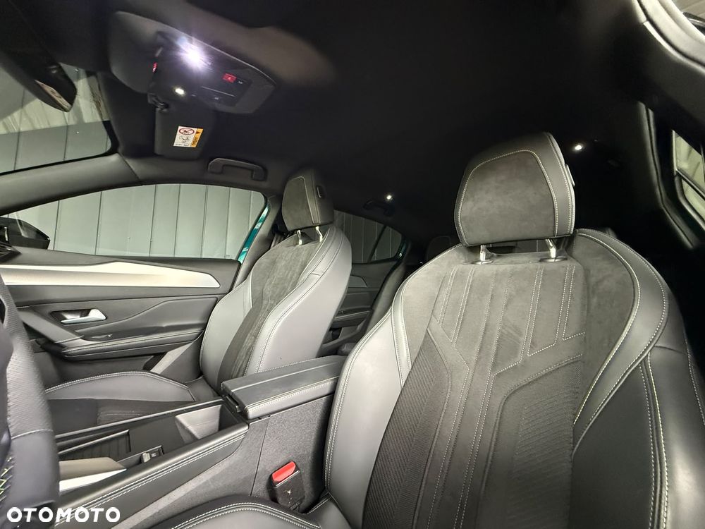 Peugeot 408 1.2 PureTech GT S&S EAT8 - 16