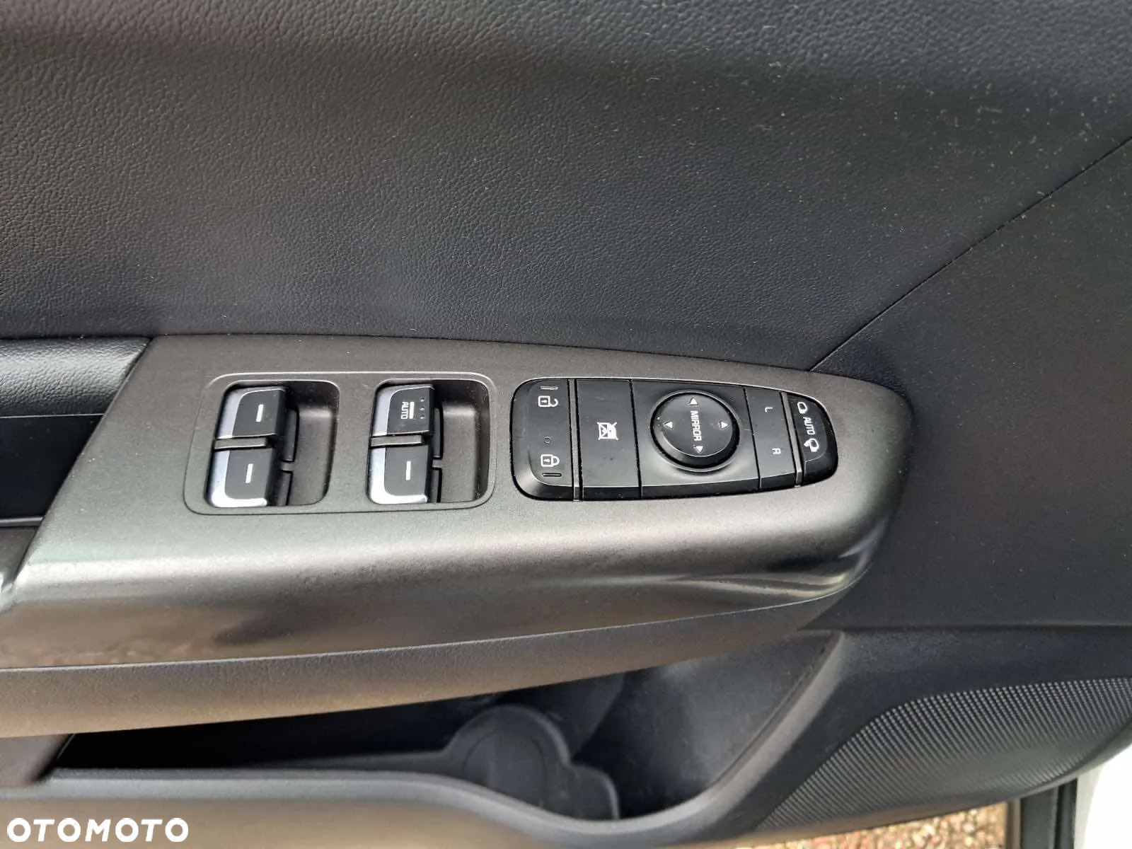 Kia Sportage 1.7 CRDI L 2WD - 24