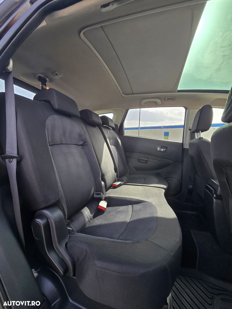 Nissan Qashqai+2 - 5