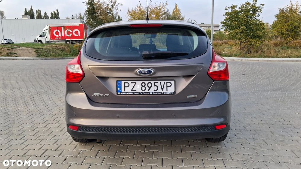 Ford Focus 2013 photo 3