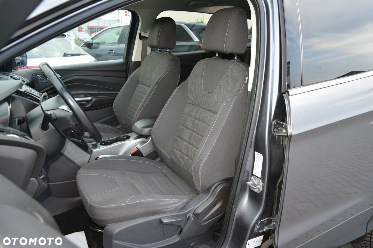 Ford Kuga - 18