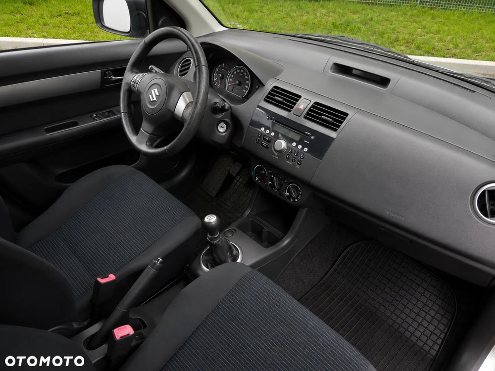 Suzuki Swift 1.3 Comfort+ - 14