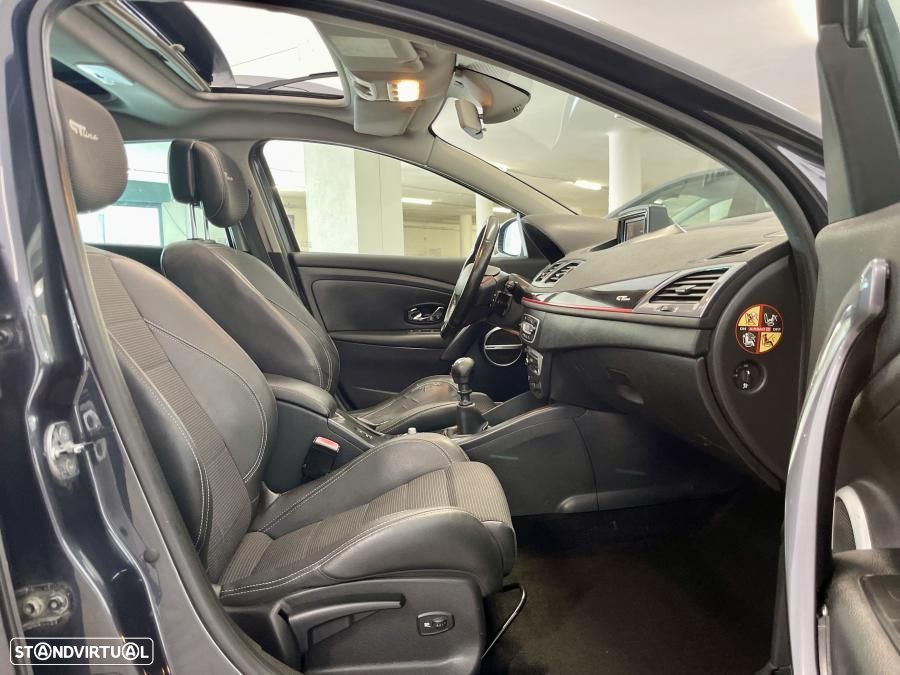 Renault Mégane Sport Tourer 1.5 dCi GT Line - 24