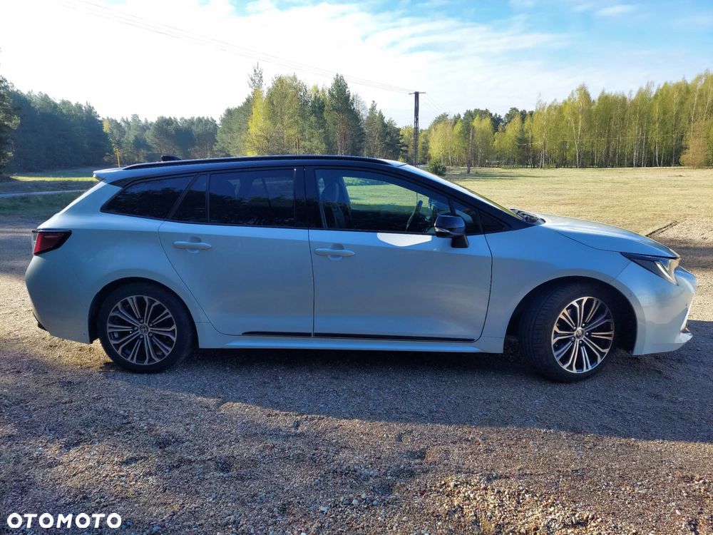 Toyota Corolla - 30