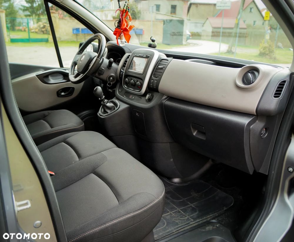 Renault Trafic - 11