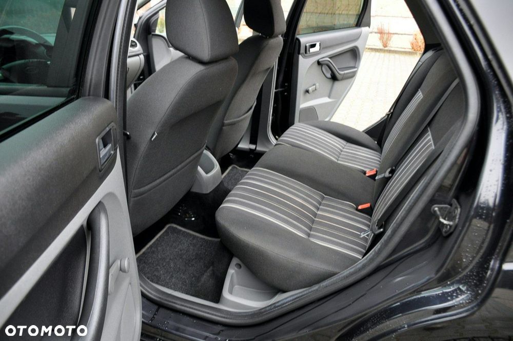 Ford Focus - 20