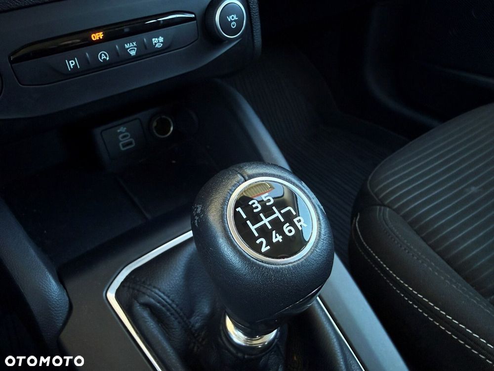 Ford Focus 1.0 EcoBoost Titanium - 25