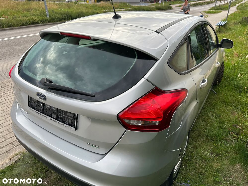 Ford Focus - 11