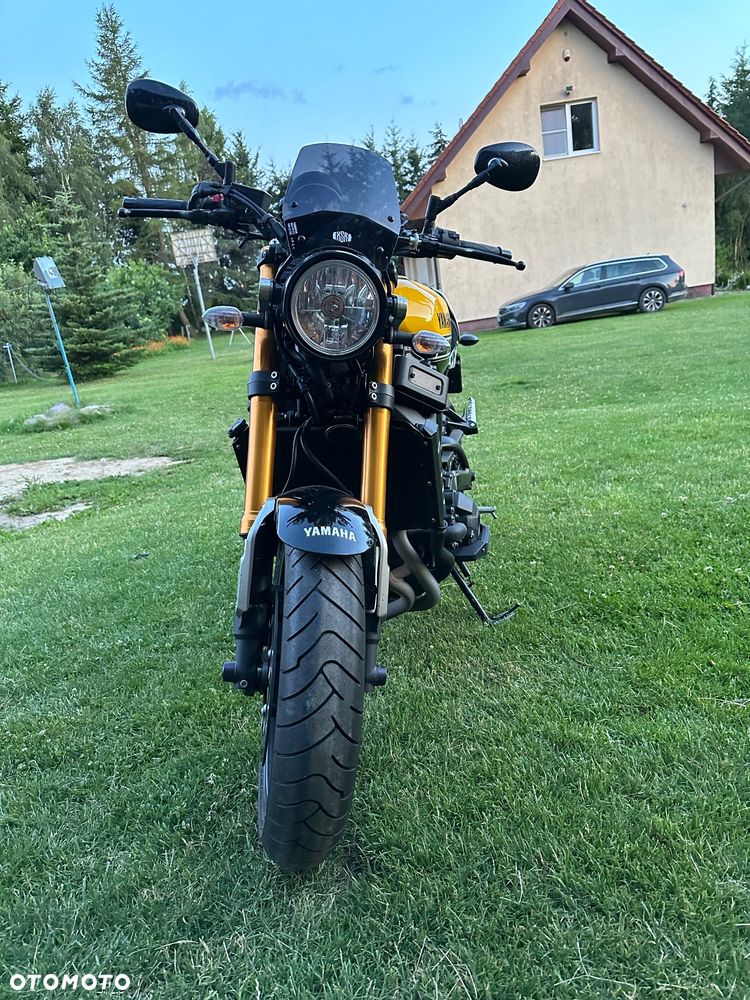 Yamaha XSR - 8