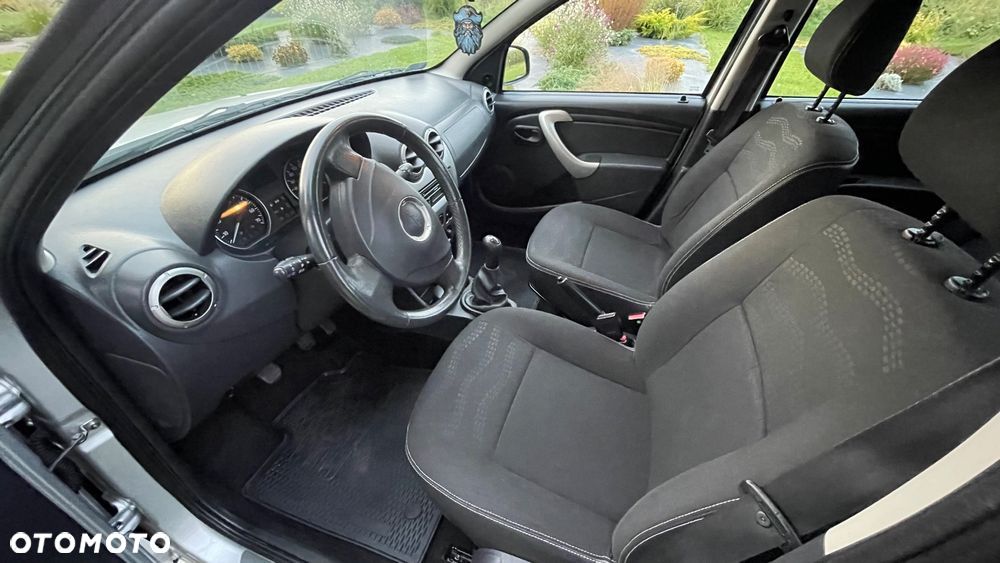 Dacia Sandero 1.6 Laureate - 9