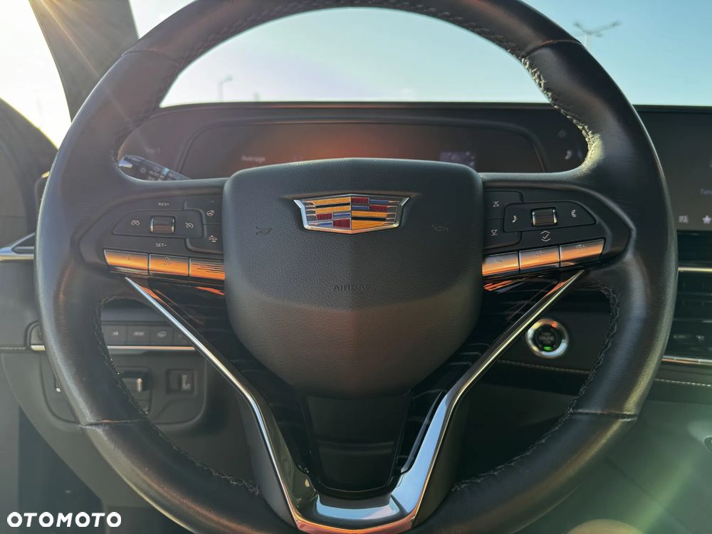 Cadillac Escalade 6.2 V8 AWD AT Platinum - 20