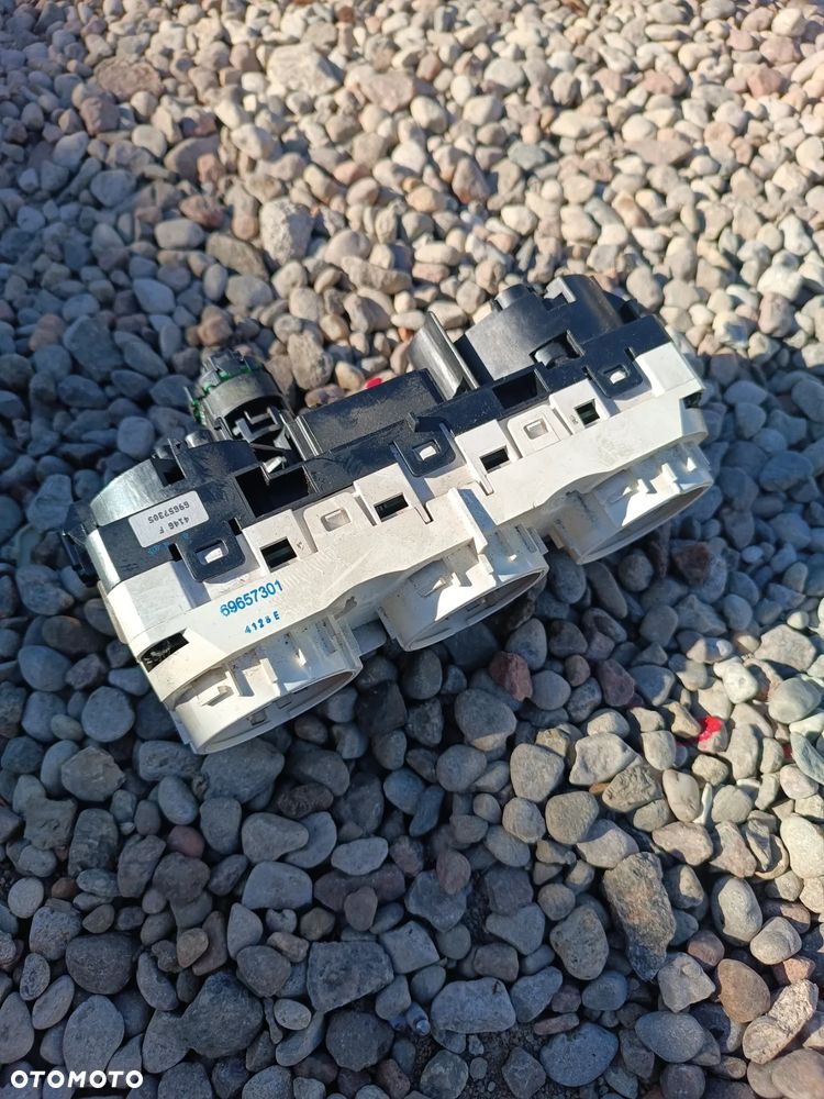 Panel sterowania nawiewu klimatyzacji Smart ForFour I 2004 69657301 - 1