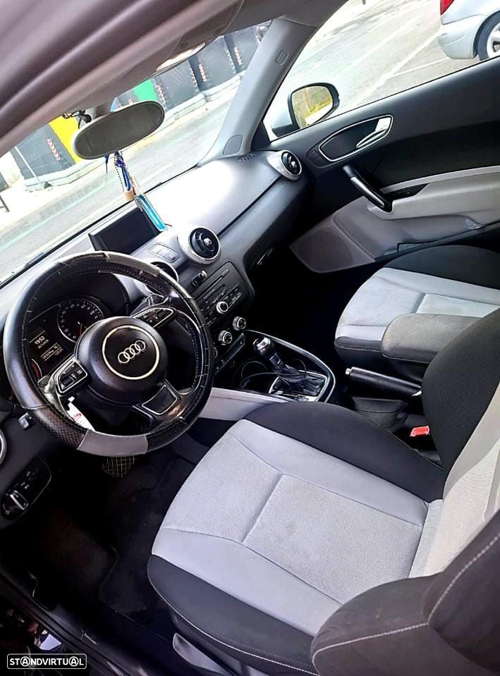 Audi A1 1.4 TFSI 119g S tronic Attraction - 6