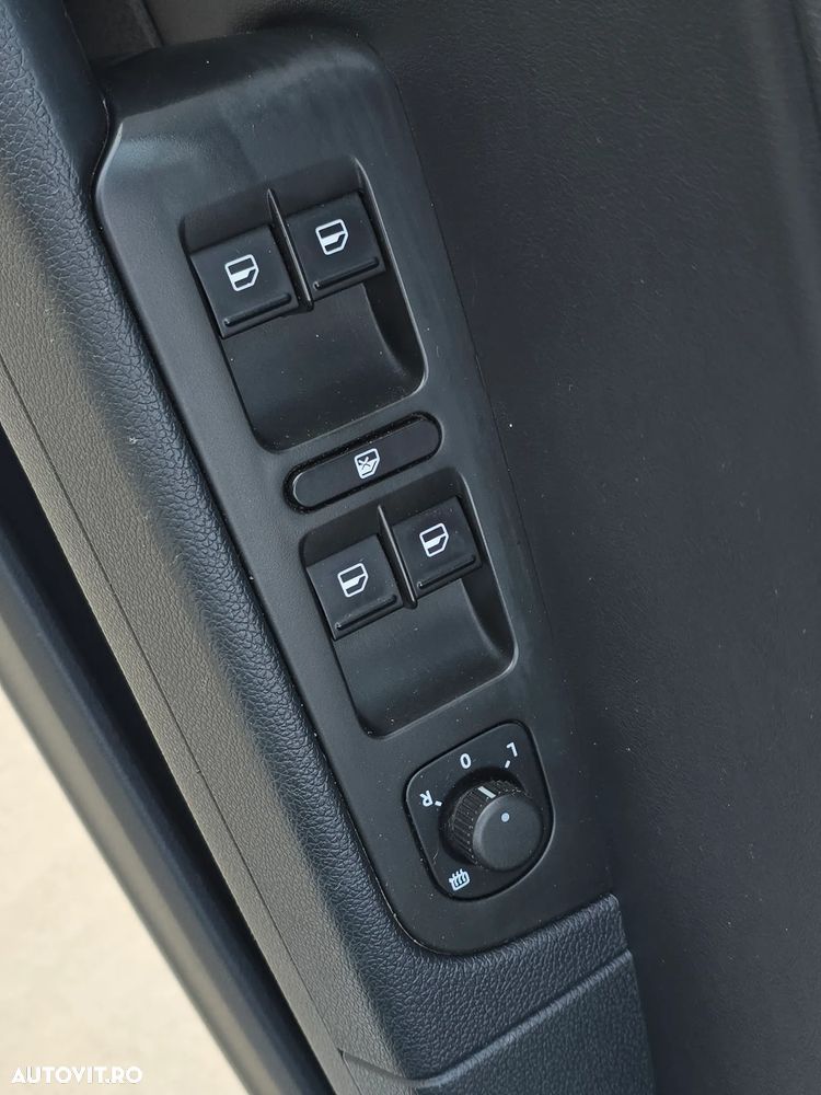 Skoda Superb 2.0 TDI DSG Elegance - 11