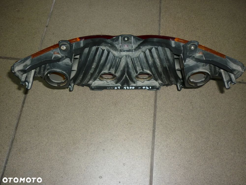 Lampa tył Honda ST 1300 Pan Europa - 3