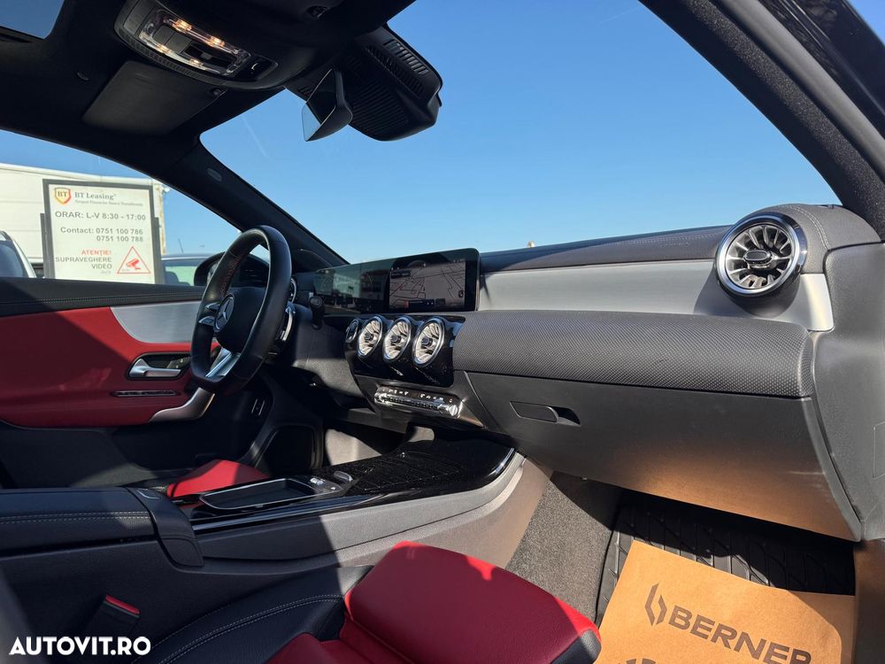 Mercedes-Benz A 220 Sedan 4Matic MHEV 8G-DCT - 17