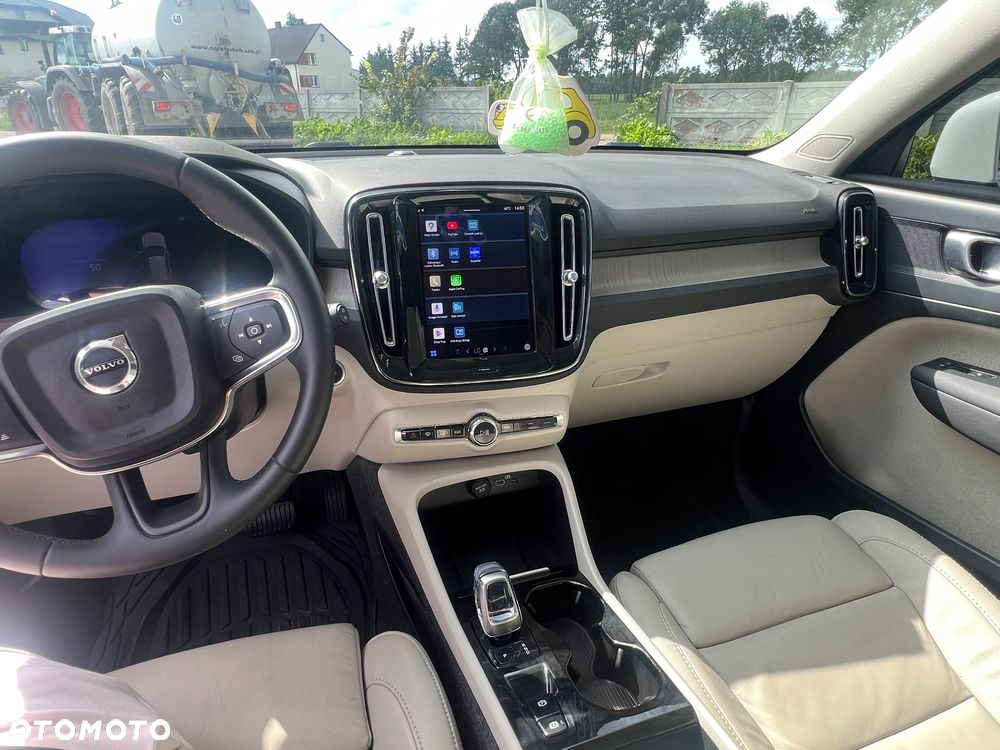 Volvo XC 40 B5 AWD Ultimate Bright - 25