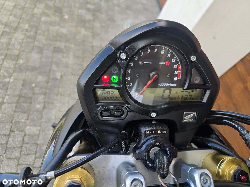 Honda CB - 10