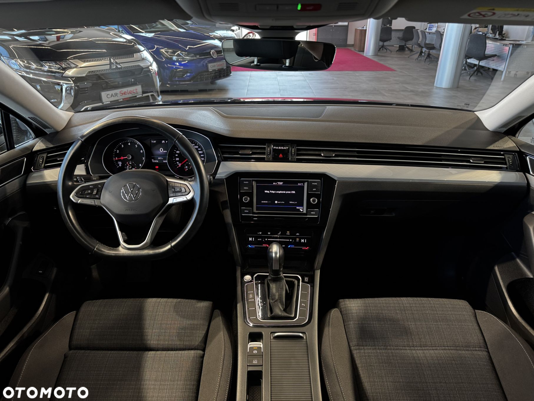 Volkswagen Passat - 18