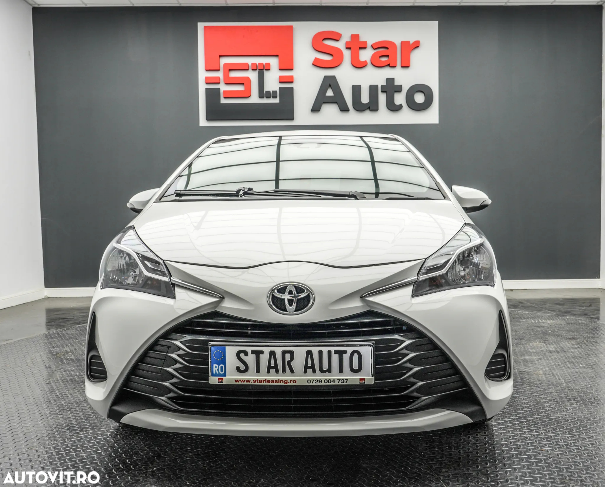 Toyota Yaris 1.0 L Eco - 2