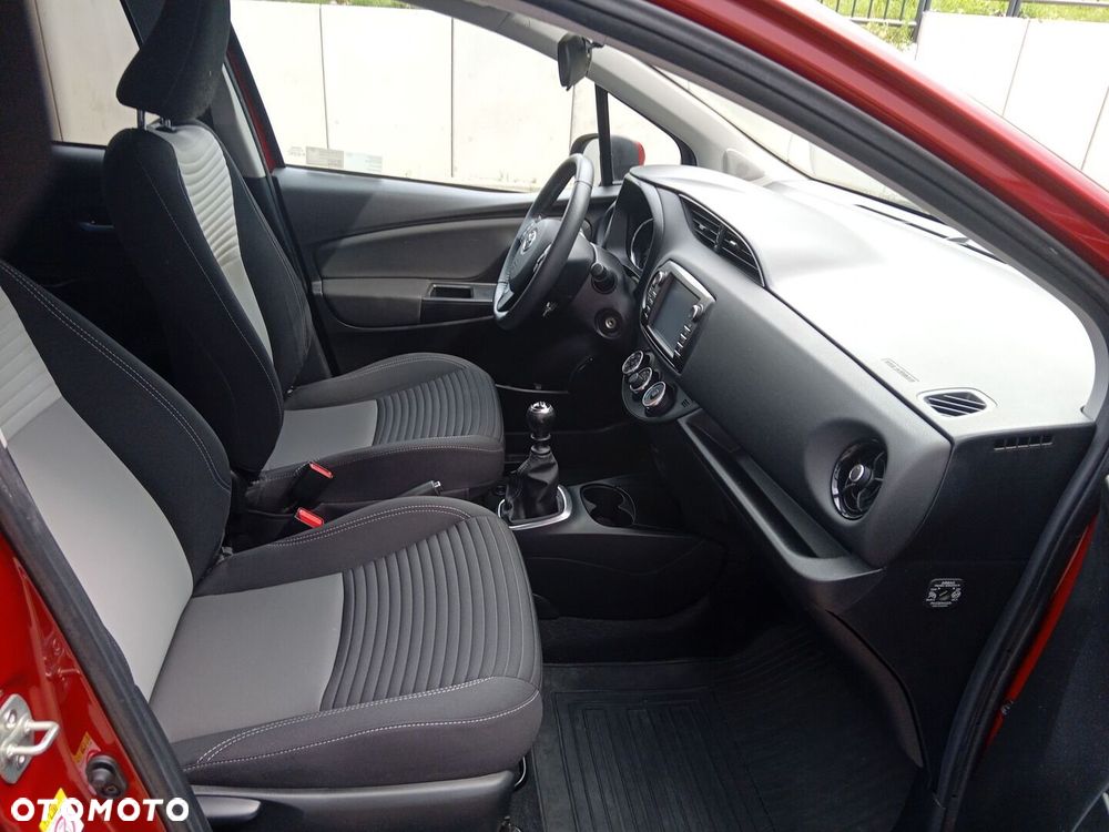 Toyota Yaris - 11