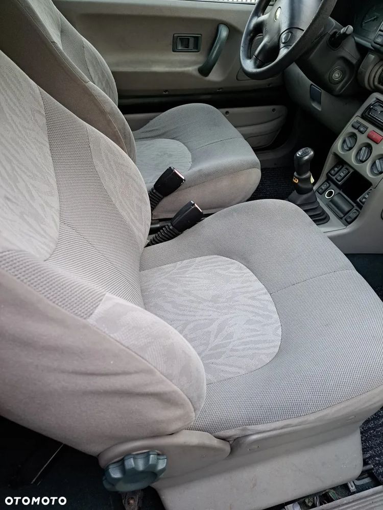 Land Rover Freelander - 4