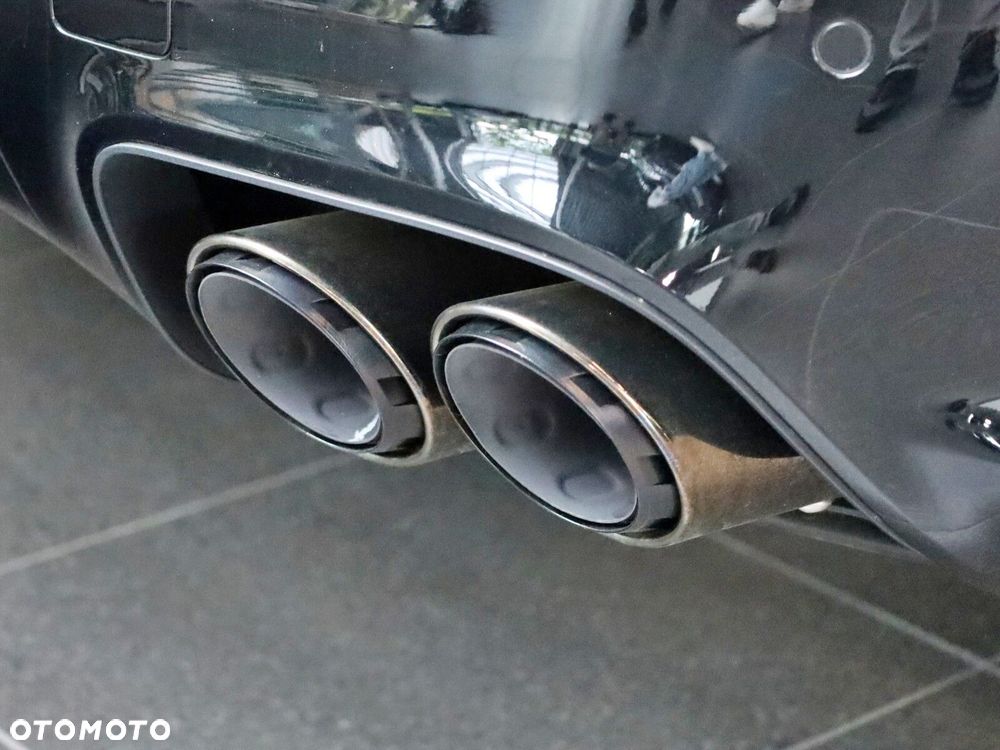 Porsche Cayenne - 20