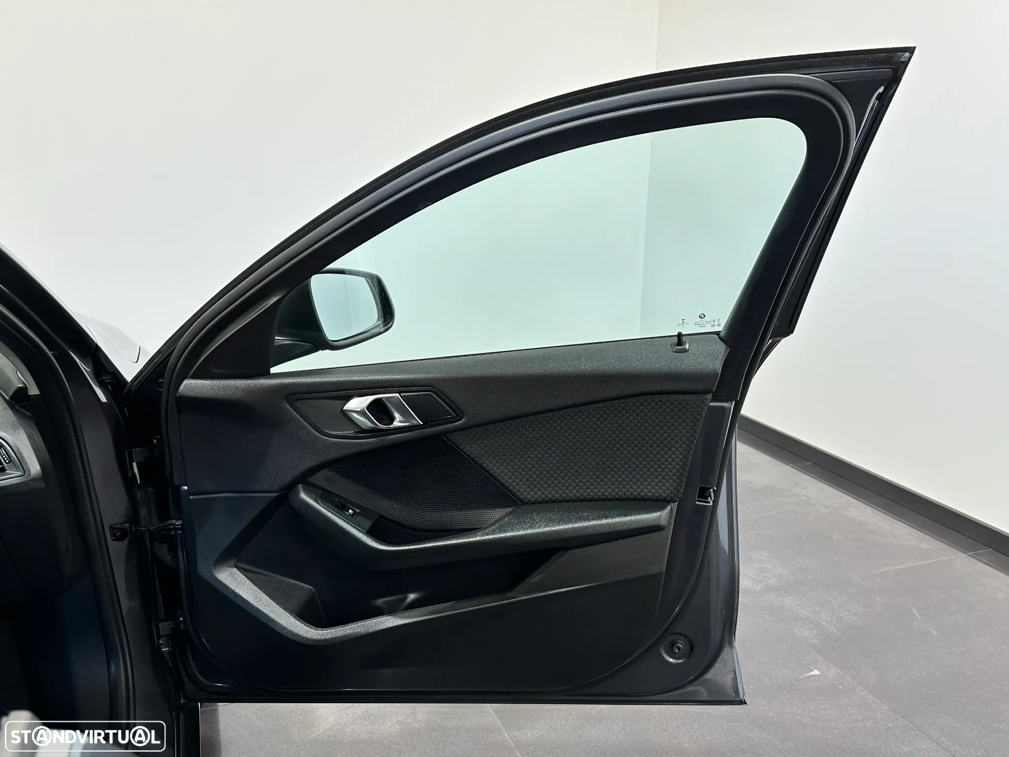BMW 116 d EDynamics Advantage - 38