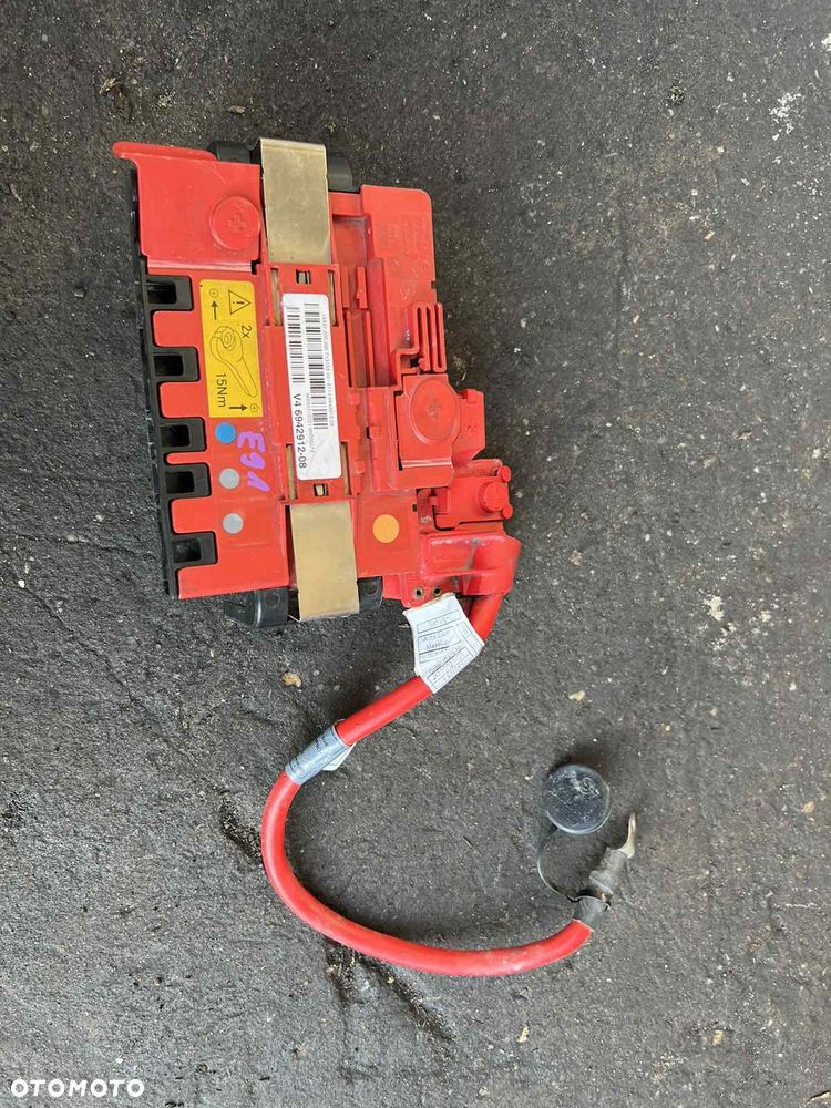 Klema plusowa + akumulatora Bmw e91