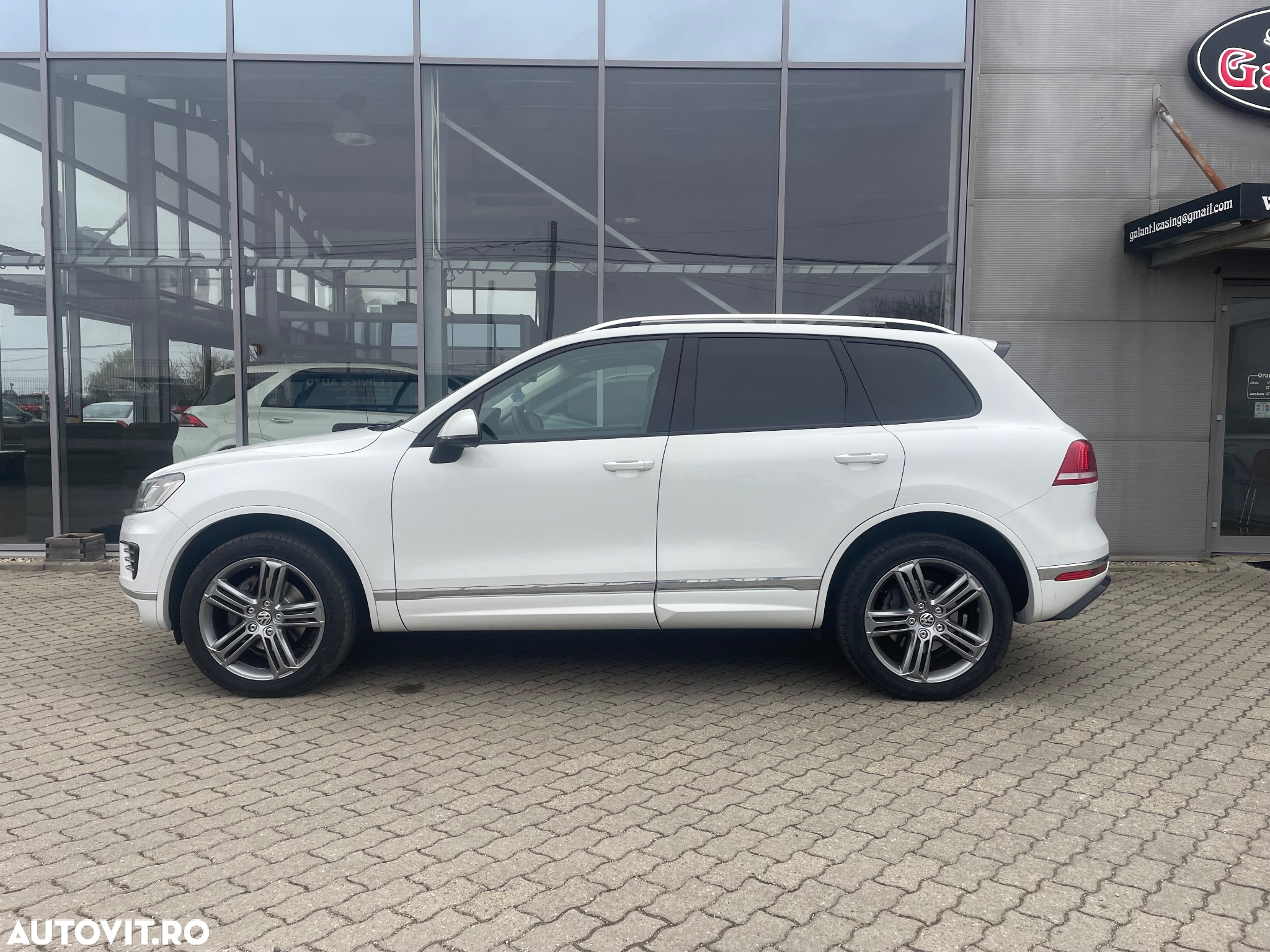 Volkswagen Touareg V6 TDI BMT Supreme Plus - 2
