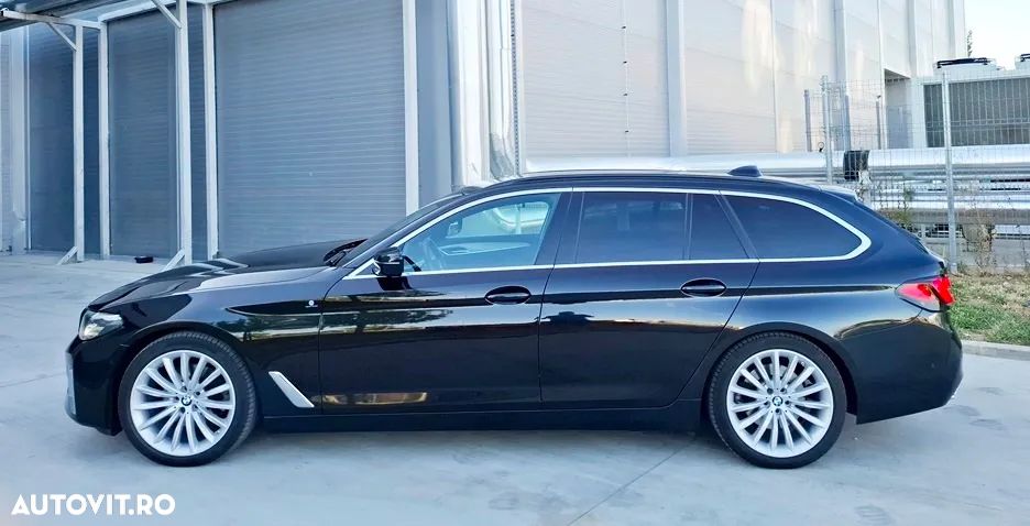 BMW Seria 5 520d xDrive Touring Aut. Luxury Line - 14