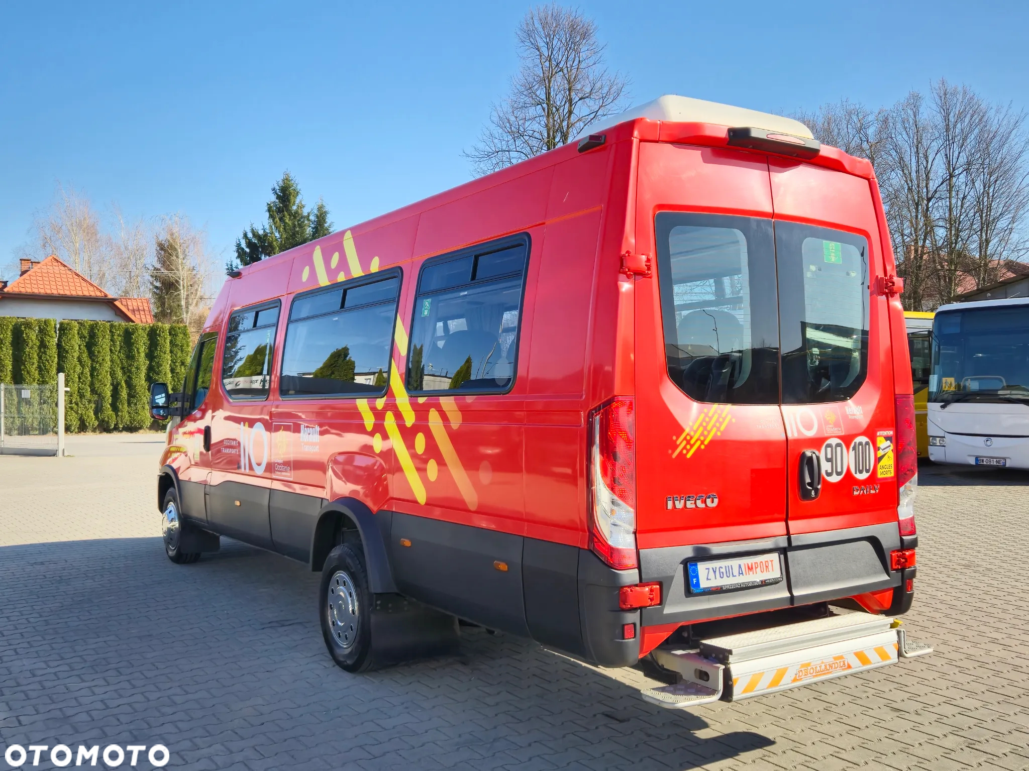 Iveco DAILY 65C18 / SPROWADZONE / 23 MIEJSCA/ KLIMATYZACJA/ WINDA DLA OSÓB NIEPEŁNOSPRAWNYCH - 8