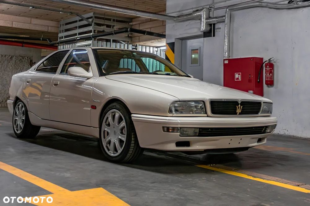 Maserati Quattroporte - 1